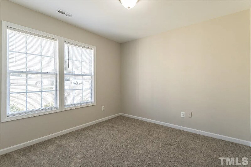 Building Photo - 1276 Sweetgrass St