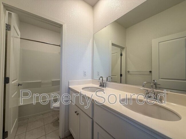 Building Photo - 2099 Frank Blondin Ln