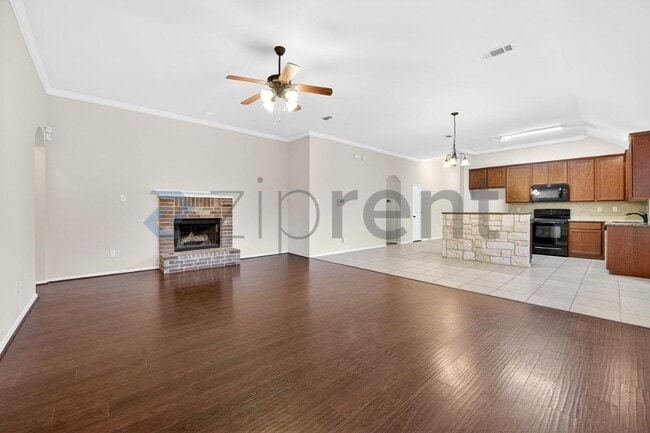 Building Photo - 1301 Raleigh Path