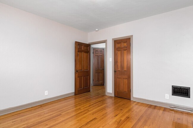 Building Photo - Northampton Non-Assumer