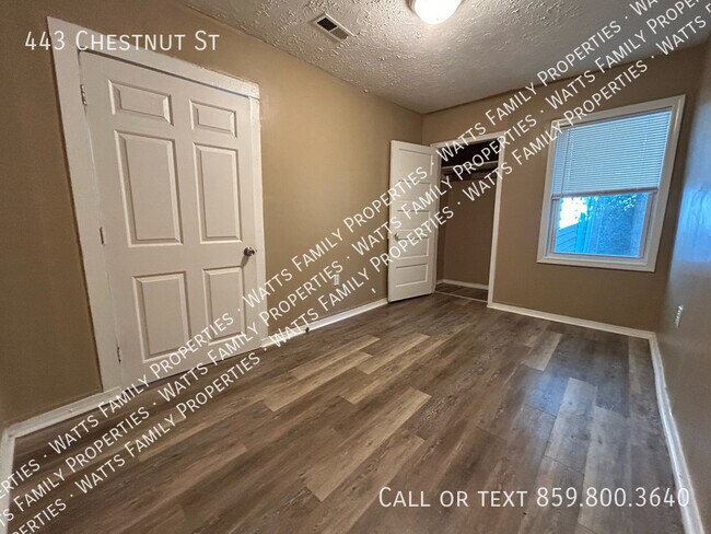 Building Photo - 443 Chestnut St