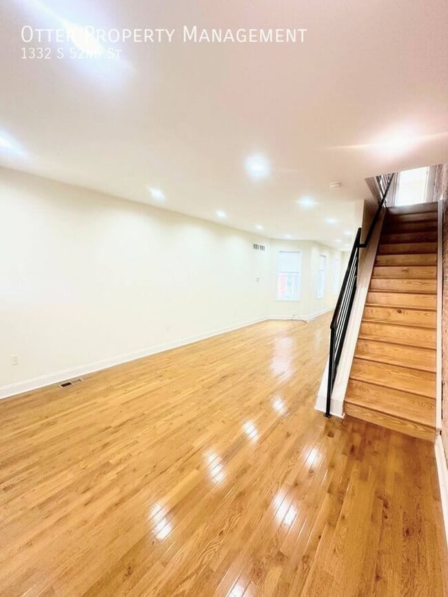 Building Photo - 1332 S 52nd St