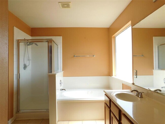 Building Photo - 2303 Birch Canyon Ct
