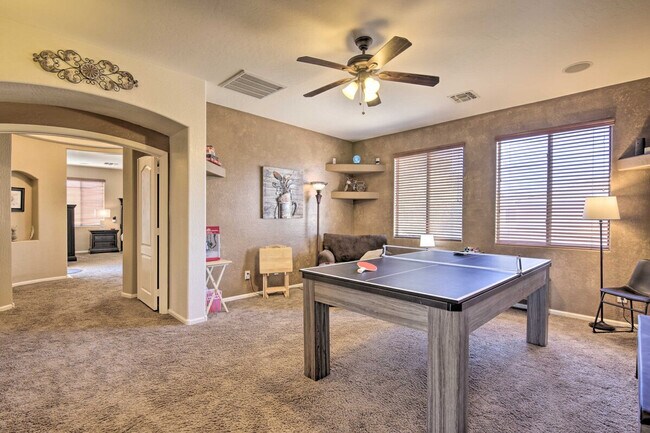 Building Photo - 3759 E Fruitvale Ave