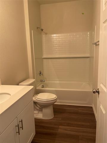 Building Photo - 1001 Briarbush Ct