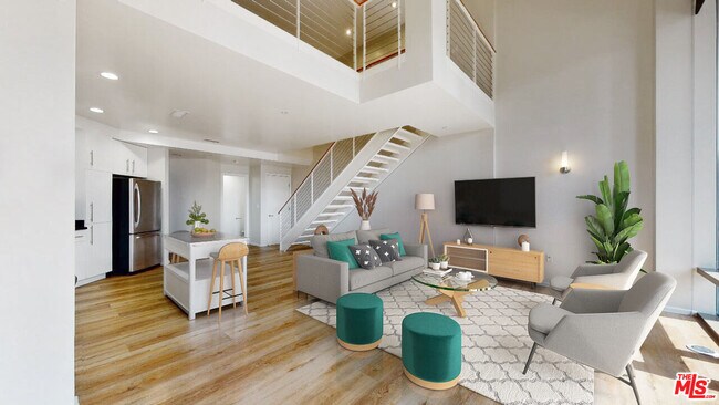 Building Photo - 1100 Wilshire Blvd