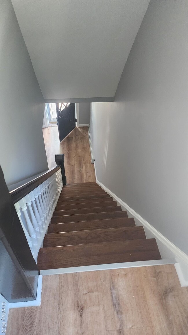 Building Photo - 38 Moulton Ave