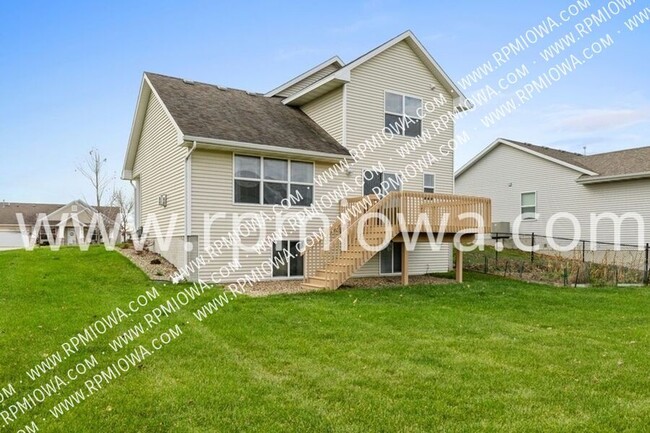 Building Photo - JORDAN CREEK AREA!! 4 Bedroom,  3.5 Bathro...