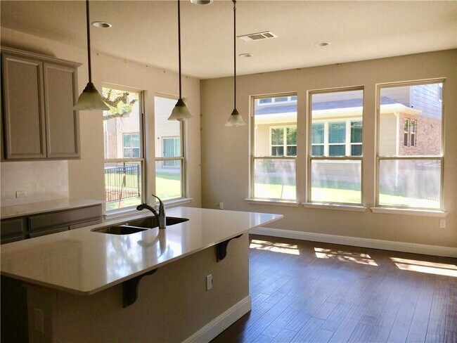 Building Photo - 10614 Turnbull Loop