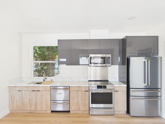 Building Photo - Brand-New Detached 2BR 2 bath Home in Vista | Modern Finishes & A/C in Every Room