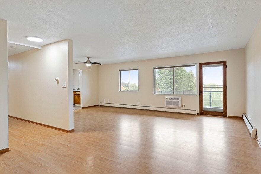 Building Photo - Imperial Heights Apartments