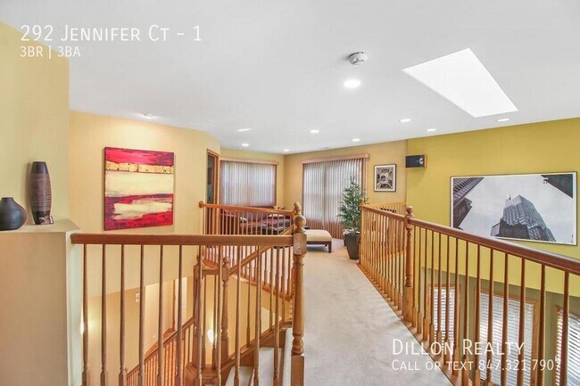 Building Photo - 292 Jennifer Ct