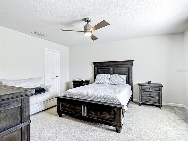 Building Photo - 2940 Slough Creek Dr