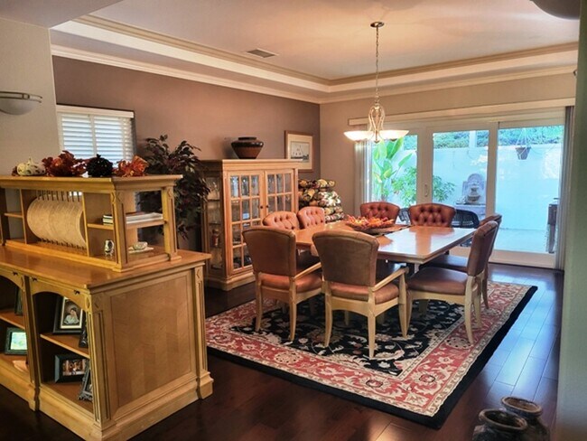 Building Photo - 1879 Fox Bridge Ct