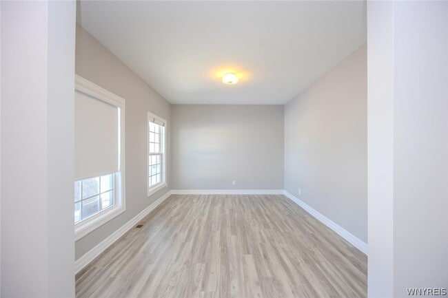 Building Photo - 46 Eagleview Dr