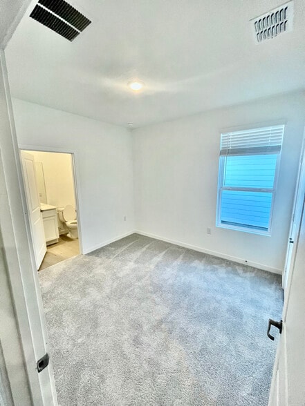 Building Photo - 1414 Caceres Spur