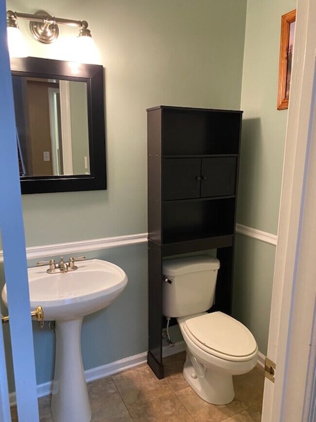 Building Photo - Chesapeake Beach