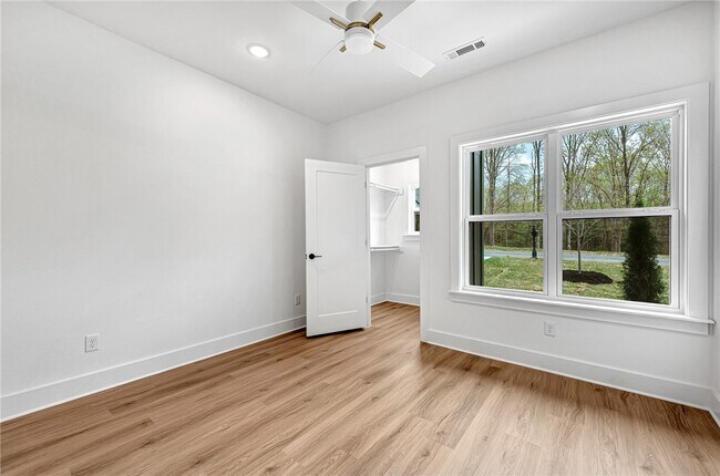 Building Photo - 22 Wigtown Ln