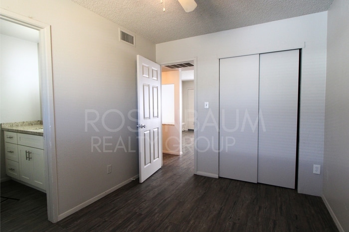 Building Photo - 9230 N 6th St