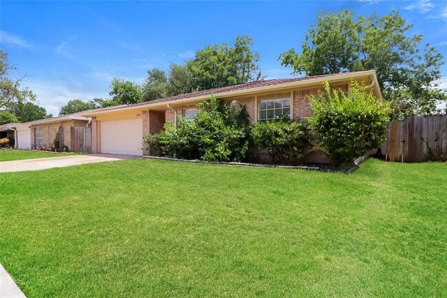 Building Photo - 10307 Rancho Bernardo Ln