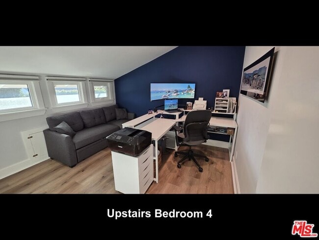 Building Photo - 4744 Haskell Ave