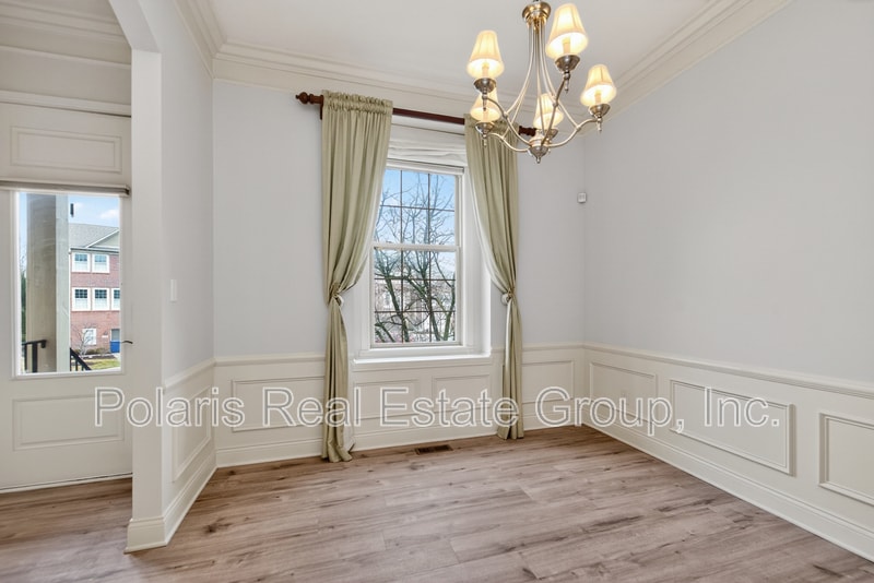 Building Photo - 108 Manchester Dr