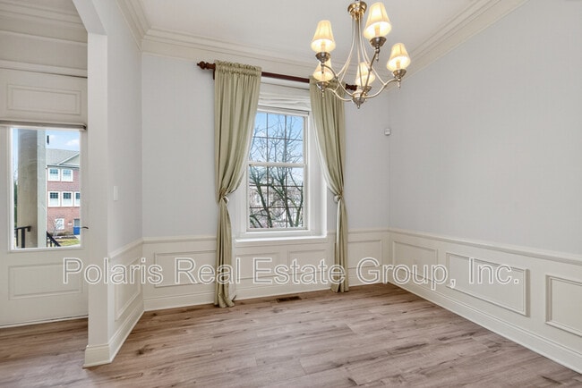 Building Photo - 108 Manchester Dr