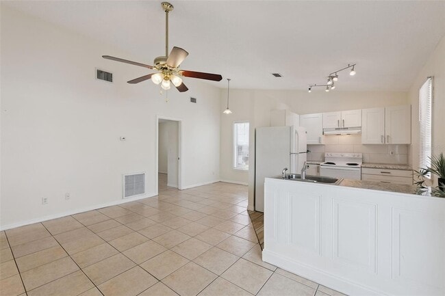 Building Photo - 212 Ridge Crest Loop