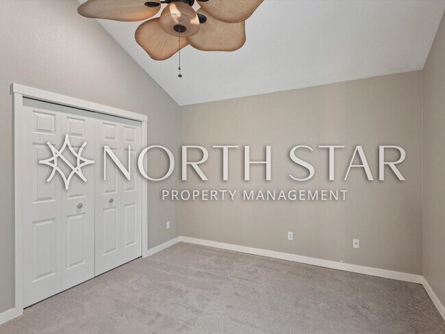 Building Photo - First Addition Townhome in Prime Location