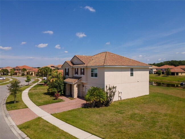 Building Photo - Bellalago Home