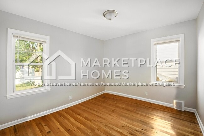 Building Photo - 20943 Dexter Blvd