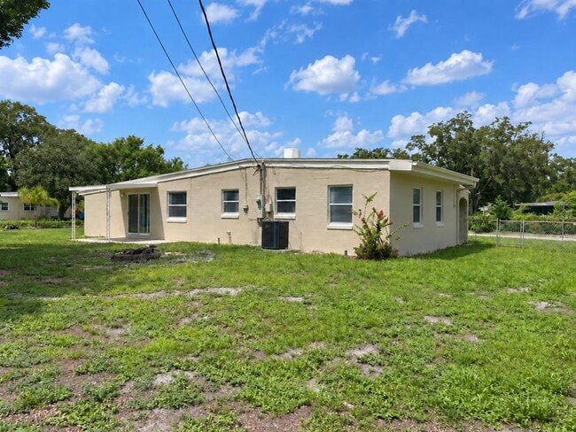 Building Photo - 59 Areca Dr