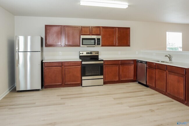 Building Photo - 29932 Brentshire Dr