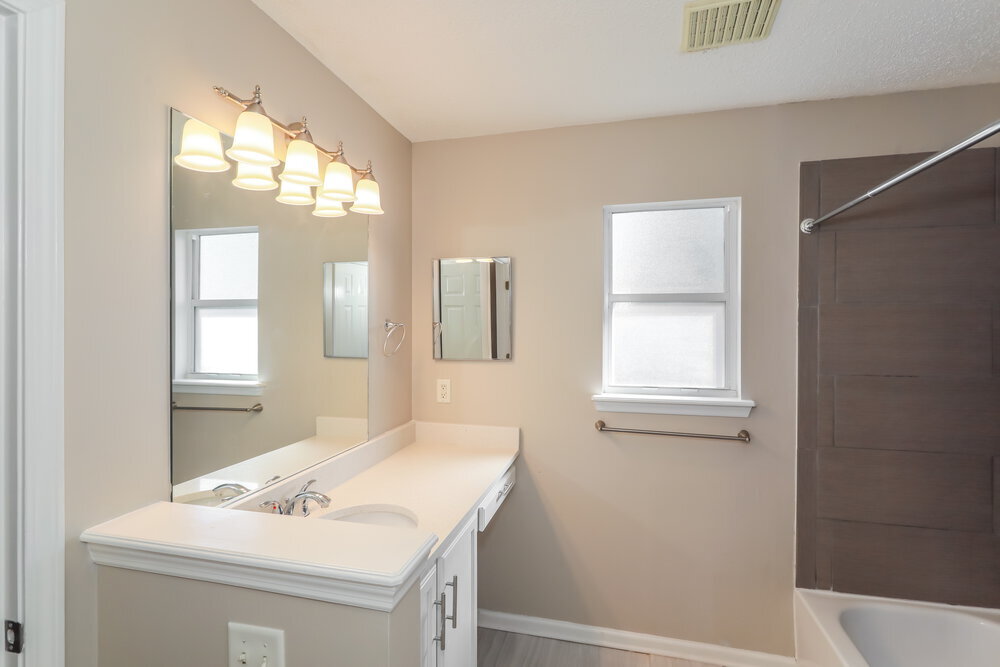 Building Photo - 1409 Forbes St