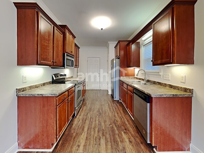Building Photo - 1514 Dewsbury Dr
