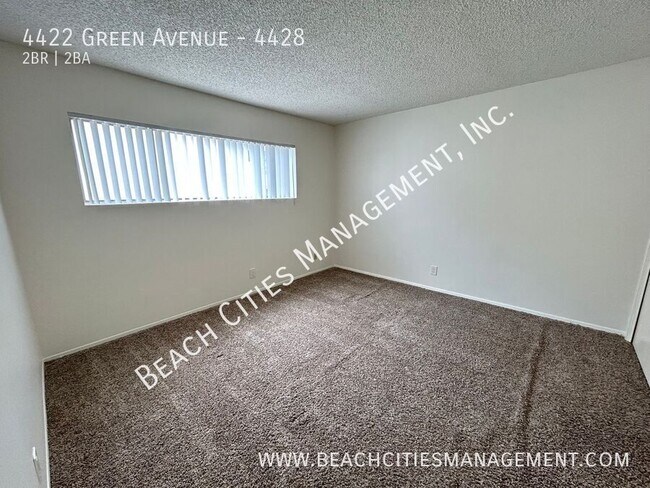 Building Photo - 4422 Green Ave