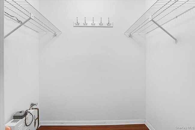 Building Photo - 100 Cutter Mill Rd