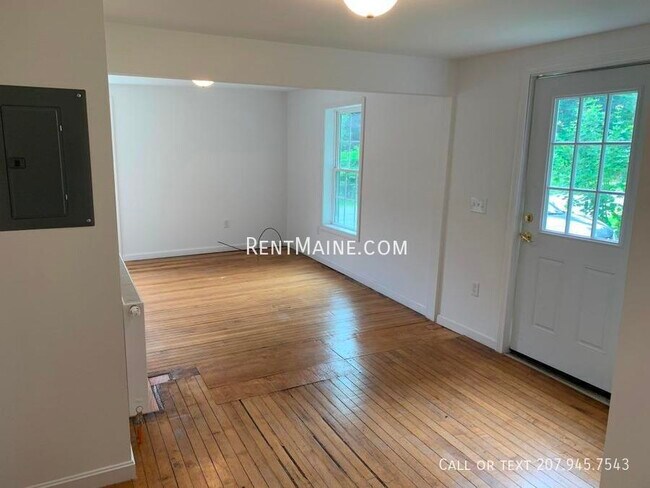 Building Photo - 27 Margin St