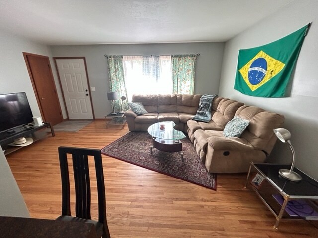 Building Photo - 7215 18th Ave S