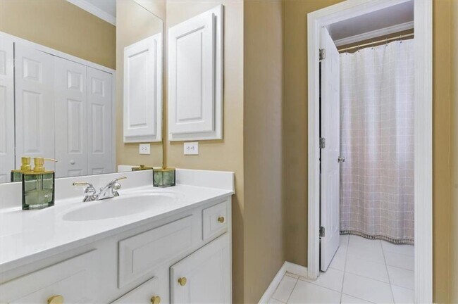 Building Photo - 4672 Ivygate Cir SE