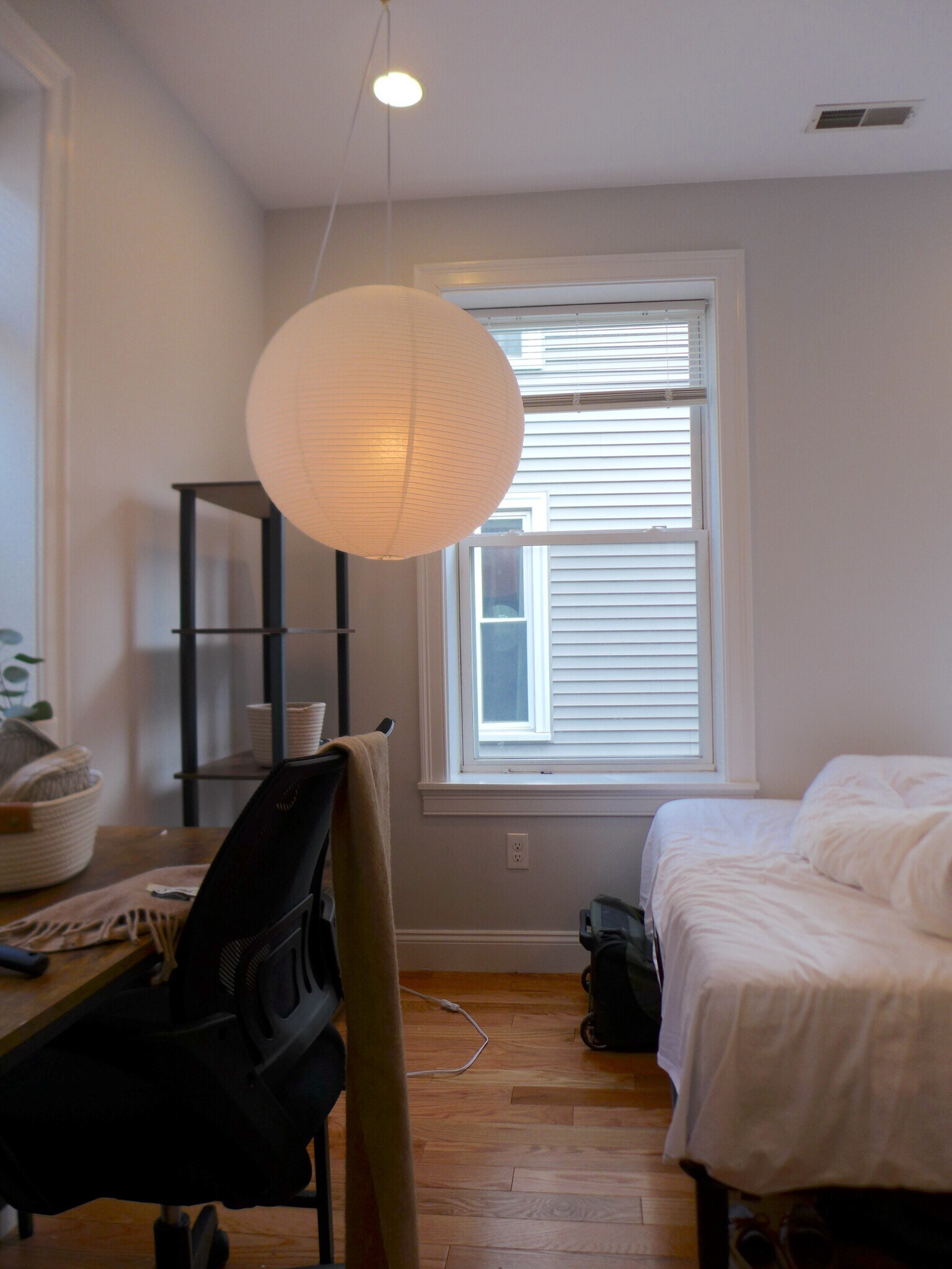 Building Photo - 725 Parker St