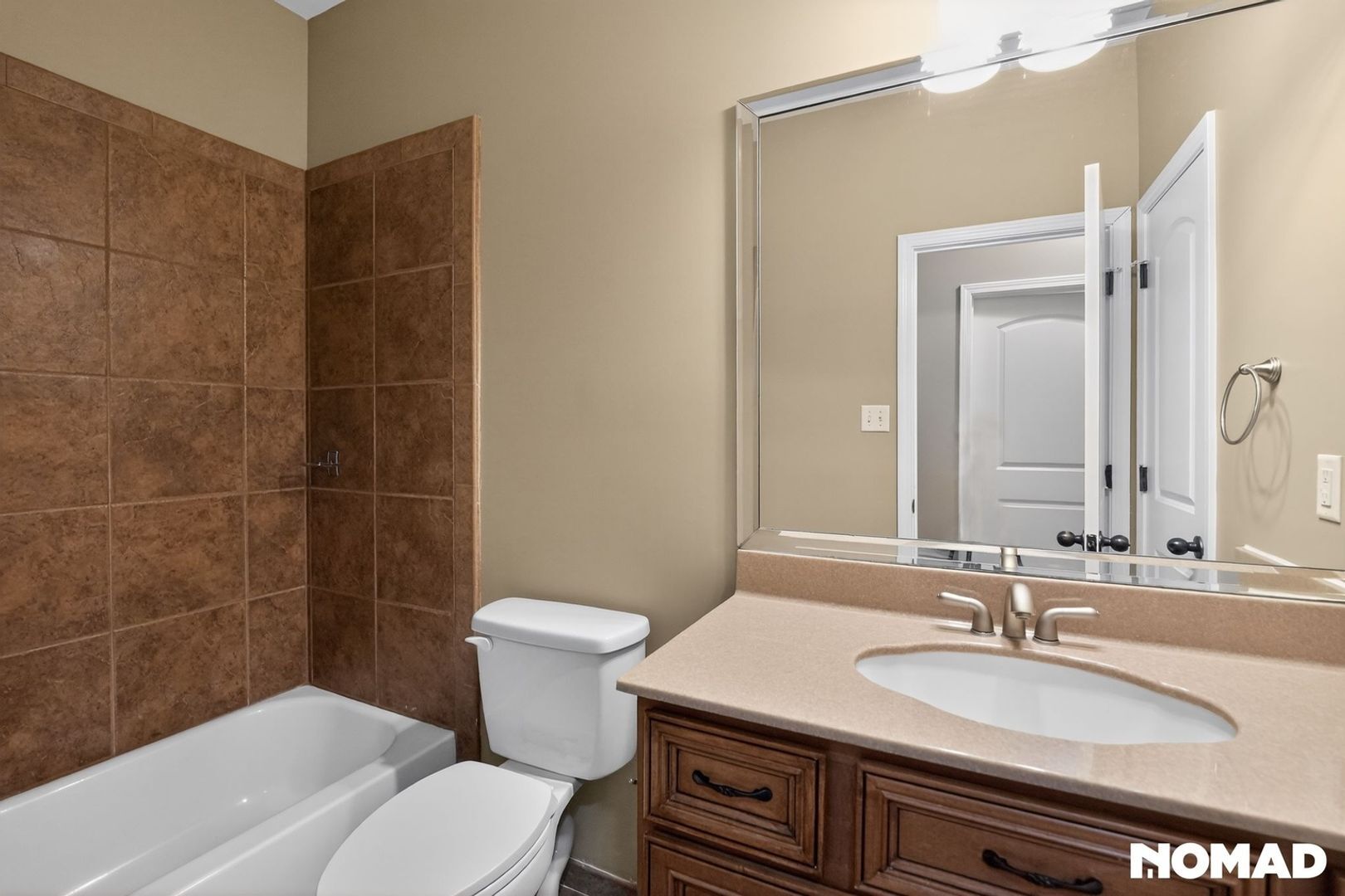 Building Photo - 4886 Fox Springs Dr