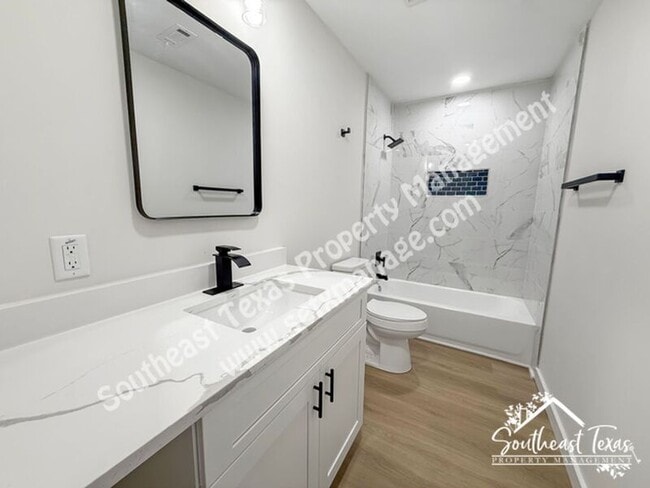 Building Photo - 6371 Terrell St