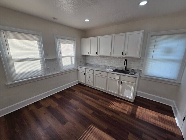 Building Photo - 12417 Soika Ave