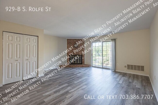 Building Photo - 929-B S Rolfe St