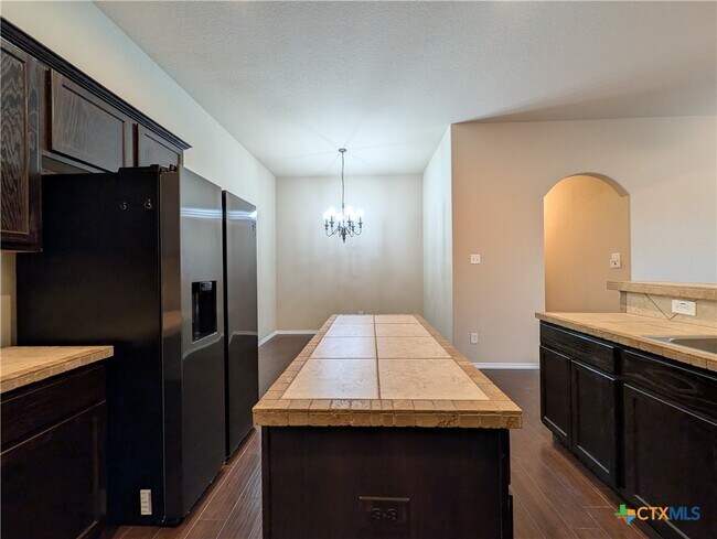 Building Photo - 296 Rosalie Dr