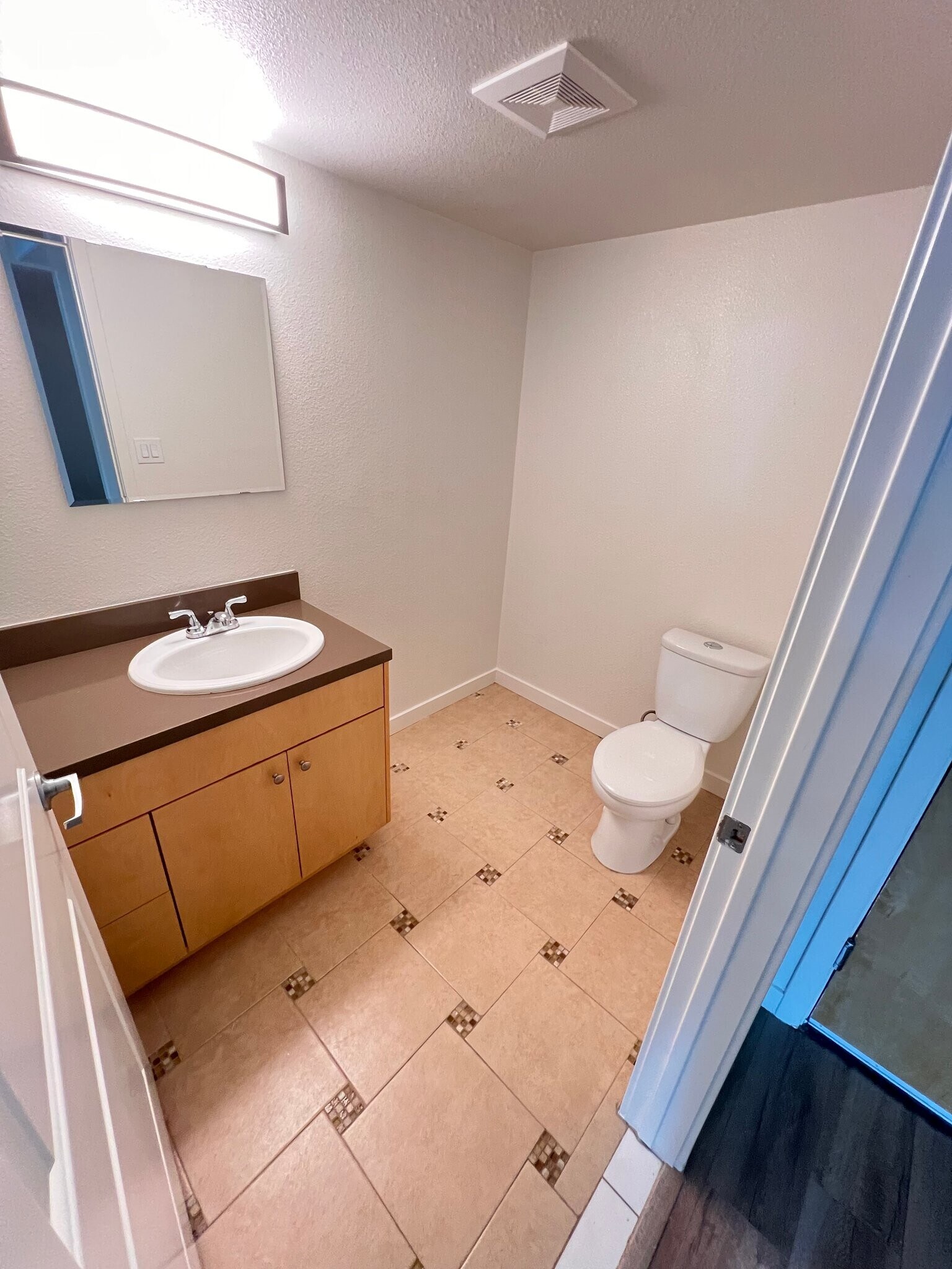 Building Photo - 11312 Huston St