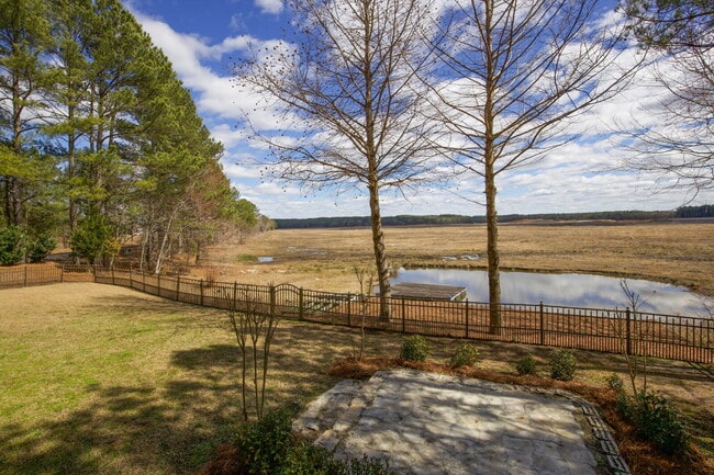 Building Photo - "Modern 3-Bedroom Home with 3 Full Bathrooms and Spacious Living Areas in Vass, NC!"