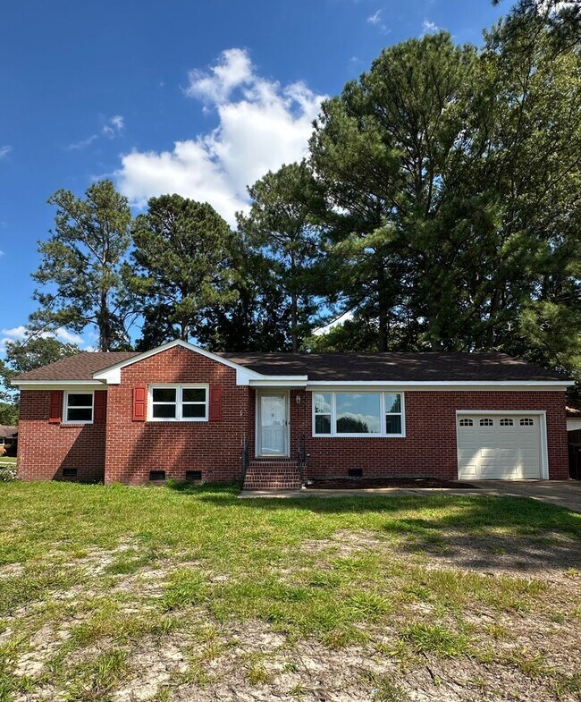 Building Photo - 3 Bedroom house in Western Branch