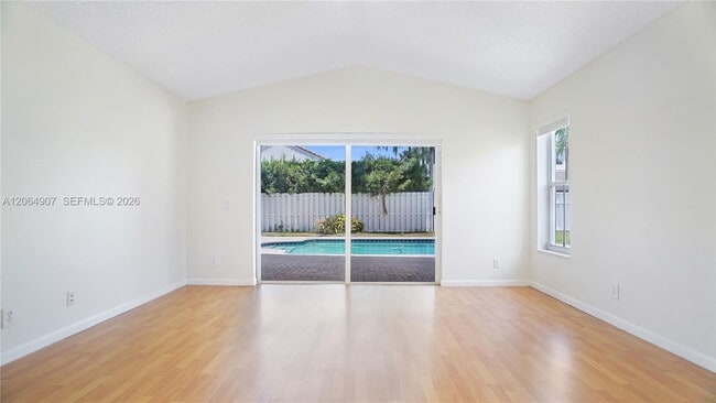 Building Photo - 1064 Cedar Falls Dr